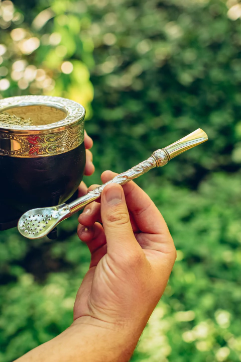 BOMBILLON ALPACA PICO DORADO CINCELADO W - comprar online