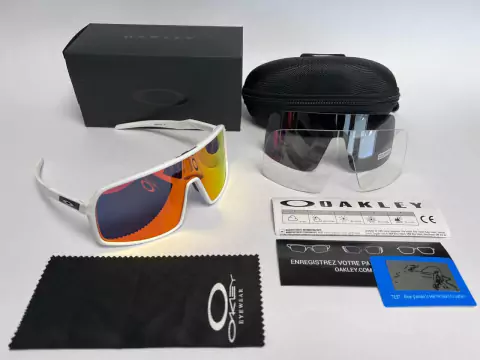 Gafas Oakley Sutro Marco Blanco