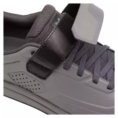 ZAPATILLA FOX UNION ABROJO GRIS CALA - comprar online