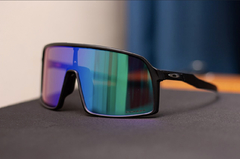 GAFAS OAKLEY SUTRO MARCO NEGRO ESP VERDE
