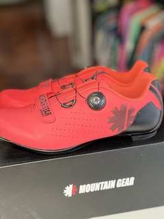 ZAPATOS MOUNTAIN GEAR ROAD RED SALE MIXTOS en internet
