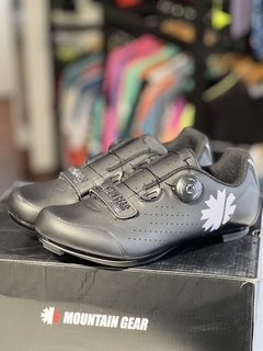 ZAPATOS MOUNTAIN GEAR ROAD BLACK SALE MIXTOS (40)