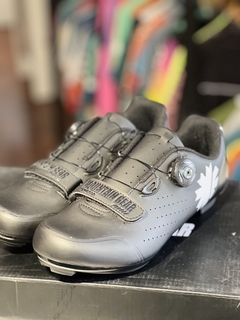 ZAPATOS MOUNTAIN GEAR ROAD BLACK SALE MIXTOS (40) - comprar online