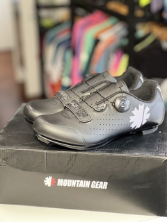 ZAPATOS MOUNTAIN GEAR ROAD BLACK SALE MIXTOS (40) - MendoBike