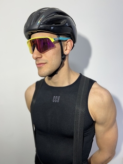 MAILLOT DAREVIE CORTO NEGRO DETALLE COLORIDO - tienda online