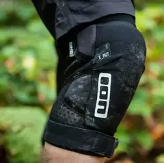 RODILLERAS ION K-PACT PRO CON CIERRE - comprar online