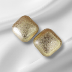 Brinco Quadrado Chapiscado Dourado Fosco 4 cm - comprar online