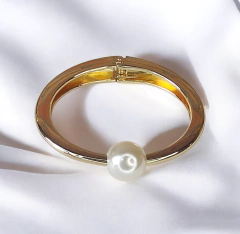 Bracelete com detalhe Pérola Dourado - Linha Premium