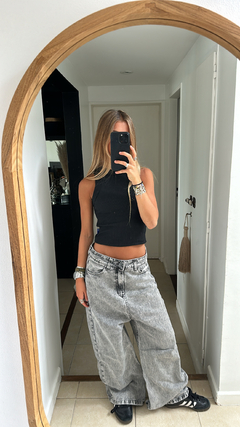 Musculosa Zara Negra en internet
