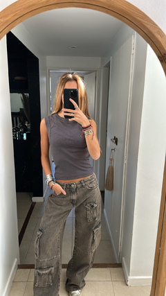 Musculosa Gris