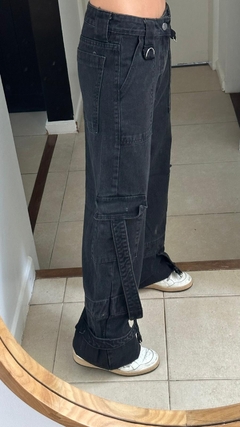 Jean cargo negro - comprar online