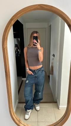 Musculosa isa gris - Ropaje