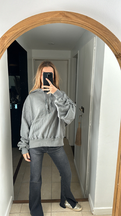 Buzo Gris
