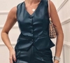 Colete feminino curto - courino