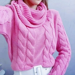 Tricot manga longa, trançado e gola boba