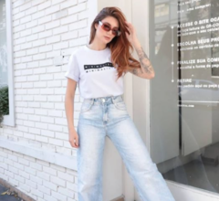T-SHIRT "MINIMALISTA" EM ALGODÃO - comprar online