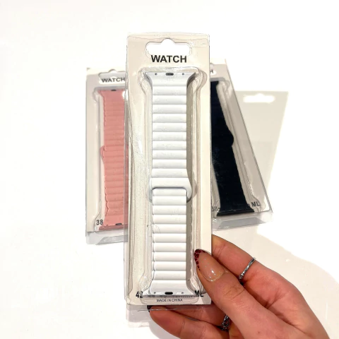 Malla Apple Watch Silicon imantada 42/44/45/49mm - comprar online