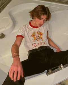 CAMISETA QUEEN