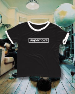 Camiseta Oasis - supernova