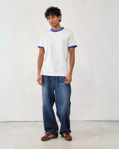 Camiseta Ringer Tee BASIC - Gola Azul - Winona Forever