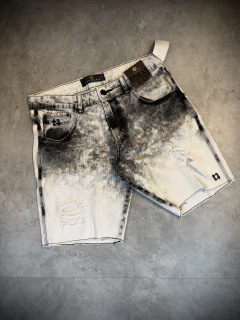 Bermuda Jeans Titular (18969) - Cinza Claro Costura Verde - comprar online