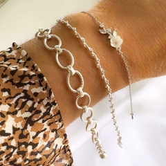 Pulseira de Prata Essencia Floral na internet