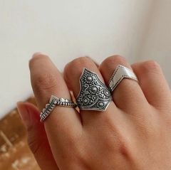 ANEL DE PRATA BOHO INDIANO ZAHUR CP4 - comprar online