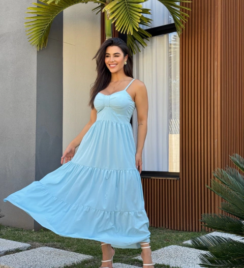 Vestido Mari Midi Azul Claro NÃO AMASSA Bojo Integrado Tamanho Único 38 a 44 O Relicário - comprar online