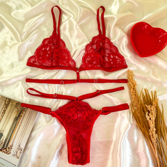 Conjunto Aline na internet