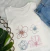 Tshirt 4 flores delicadas na internet