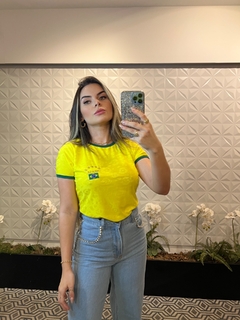 T-Shirt Brasil com Estampa Animal na internet