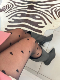 MEIA CALÇA DE CORAÇÃO na internet
