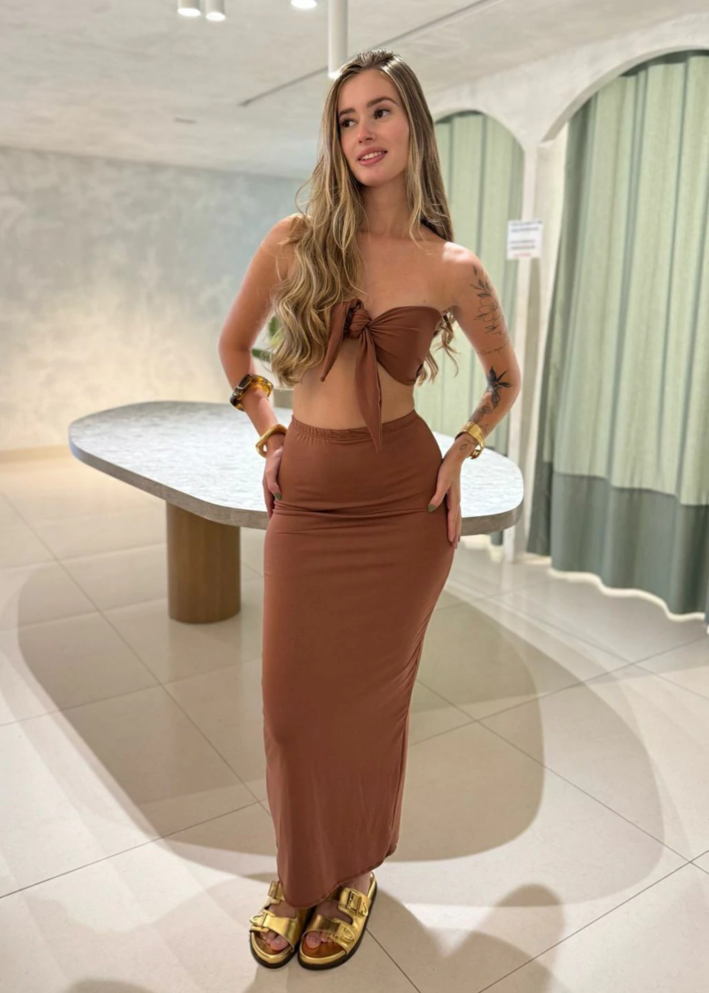 CONJUNTO LARA