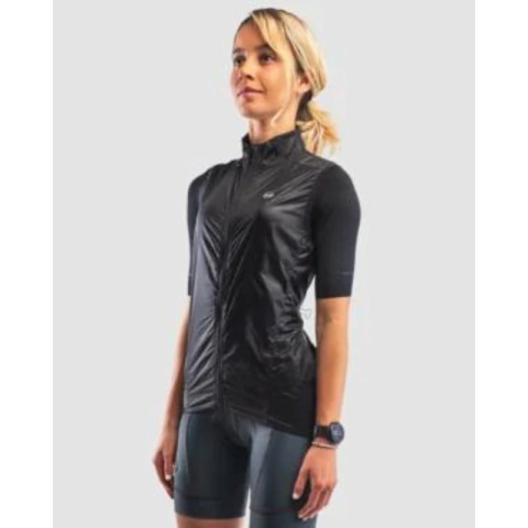 Chaleco Oxx Nepal ULTRALIGHT Slim Fit Black Mujer - comprar online