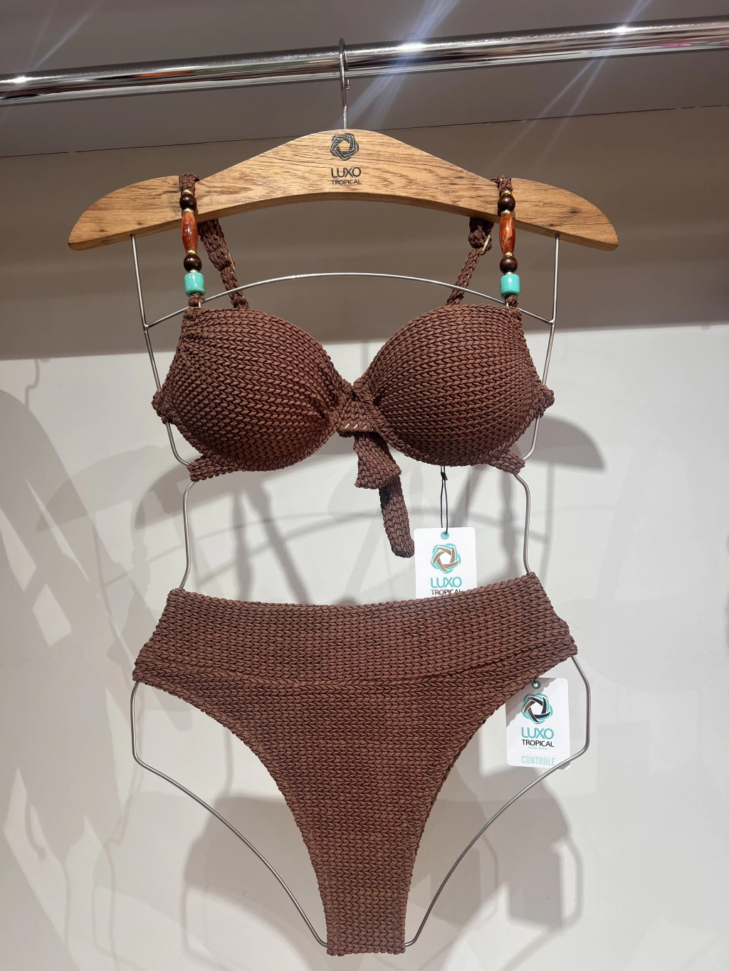 Charlote Marrom - Tropical