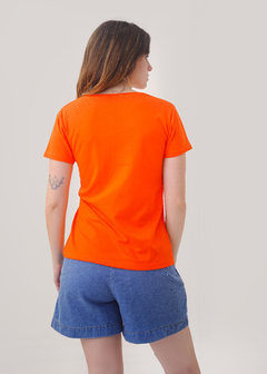 Remera Básica de Mujer Naranja en internet