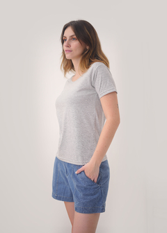 Remera Básica de Mujer Gris Melange en internet