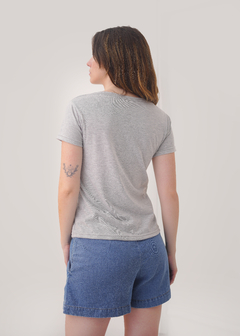 Remera Básica de Mujer Gris Melange - ABALAK