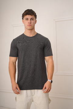Remera Básica Gris Topo
