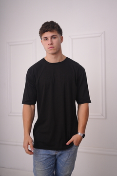 Remera Oversize Negra