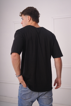 Remera Oversize Negra - ABALAK