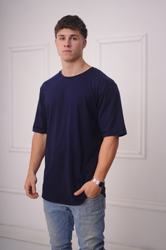 Remera Oversize Azul Marino
