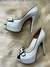 Zapatos Off white con detalle en negro