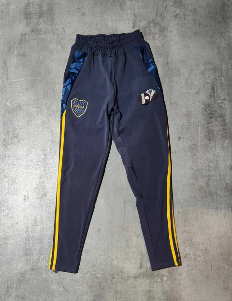Pantalon Boca gris tiras amarillas 2025