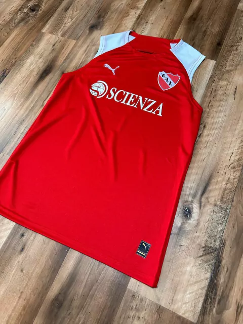 Musculosa Independiente roja