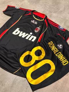 Camiseta Milan retro negra premium Kaka - comprar online
