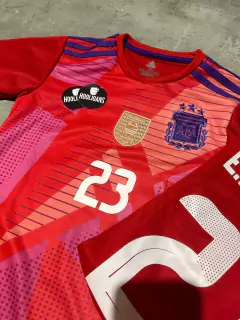 Camiseta AFA Dibu Martinez roja copa america niño - Hooligans Bahía