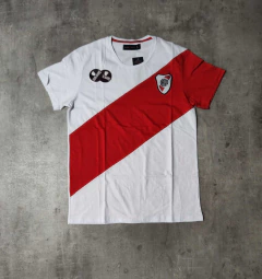 Remera River banda oficial blanca