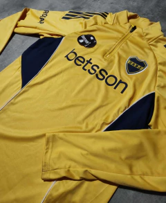 Buzo Boca Betsson medio cierre amarillo