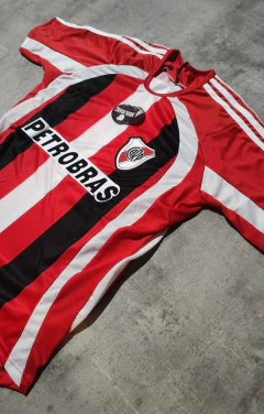 Camiseta River Petrobras tricolor 2007 Gallardo retro en internet